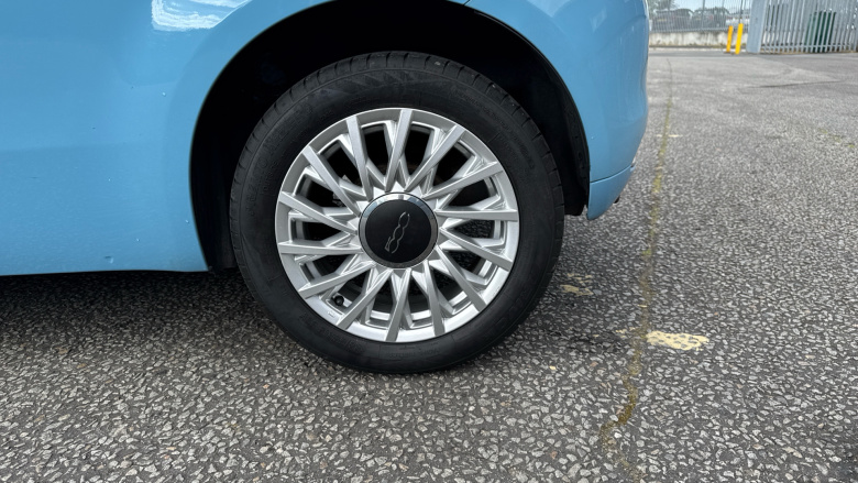 Fiat 500 1.2 Lounge 3dr Petrol Hatchback